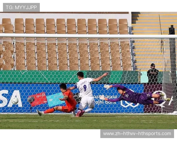 足球比赛中的防守反击与战略执行